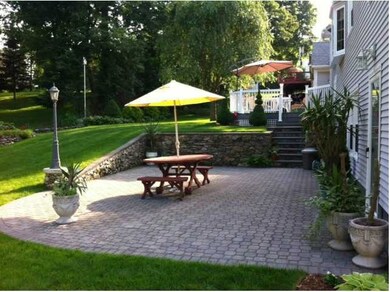 4 Brookwood Dr, Johnston, RI 02919 - photo 4