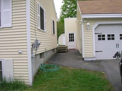 8 Dale Ln, Windham, ME 04062 - photo 4