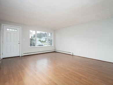 945 Riverside Dr unit 3B, Methuen, MA 01844 - photo 3