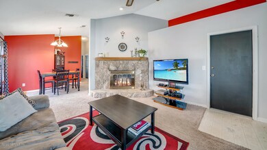 8794 Townsquare Ct, Jacksonville, FL 32216 - photo 4