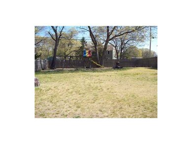 5 Long St, Warwick, RI 02886 - photo 4