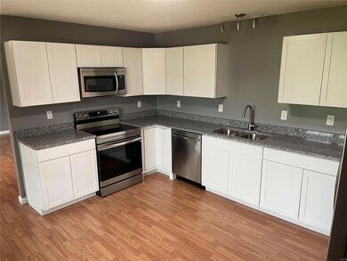 1678 Jenny Ct, Farmington, MO 63640 - photo 5