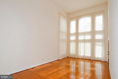 10803 Dundee Dr unit 61N, Columbia, MD 21044 - photo 4