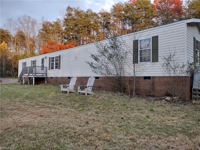 216 Star View Dr, King, NC 27021 - photo 2