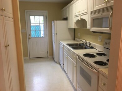 552 Edgecliff Ln, Evans, GA 30809 - photo 6