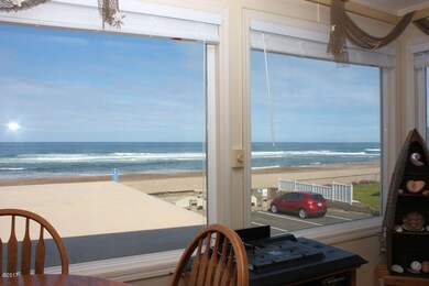 3303 SW Anchor Ave unit 3, Lincoln City, OR 97367 - photo 4