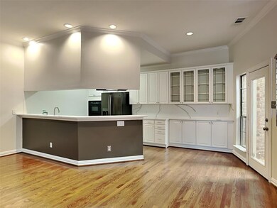 2 Stonebriar Ct, Dallas, TX 75206 - photo 6