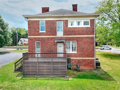 338 N Broad St, Monroe, GA 30655 - photo 5