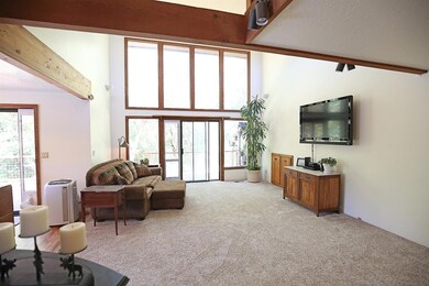 1460 E Jones Creek Rd, Grants Pass, OR 97526 - photo 3