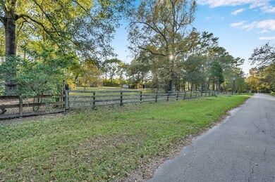 41621 S Brenda Ln, Magnolia, TX 77354 - photo 5