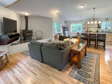 37180 Allens Lakeview Rd, Beaver Island, MI 49782 - photo 5