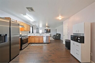 6626 Hampden Point Ct, Houston, TX 77040 - photo 3