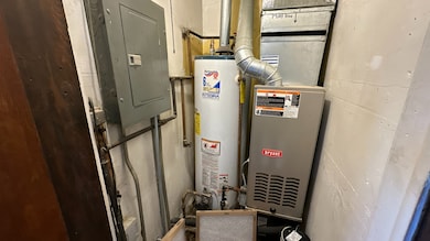 15031 Hamlin Ave, Midlothian, IL 60445 - photo 7