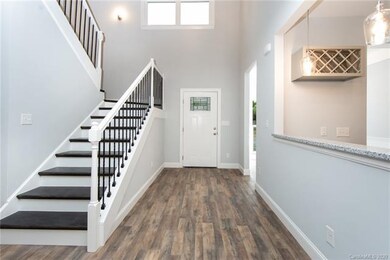 Beautiful 2-story Entry way