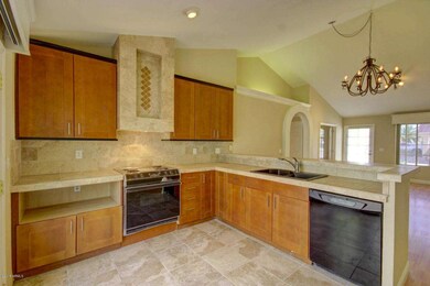 1006 S Surfside Dr, Gilbert, AZ 85233 - photo 6