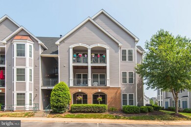 46614 Drysdale Terrace unit 101, Sterling, VA 20165 - photo 2
