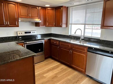 7740 W Flower St, Phoenix, AZ 85033 - photo 7