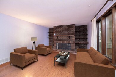 2421 1st Ave E, Saint Paul, MN 55109 - photo 7