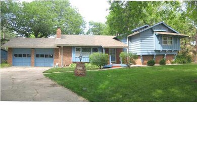 LOTS of SPACE to entertain and raise a family, Own