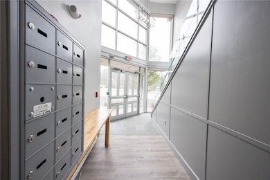 6899 Post Rd unit 302, North Kingstown, RI 02852 - photo 4