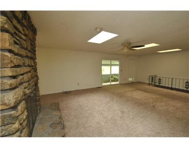 1005 NW A St, Bentonville, AR 72712 - photo 4