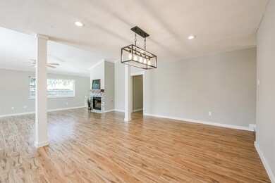 1009 Killarney Ave, Friendswood, TX 77546 - photo 5