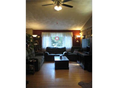 78 Franklin Rd, Coventry, RI 02816 - photo 4