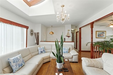 26 Bowles Ct, Pawtucket, RI 02860 - photo 4