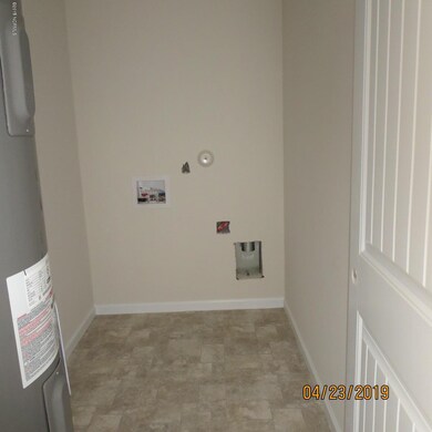 300 Bent Tree Ln, Dunn, NC 28334 - photo 7