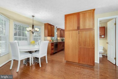 20408 Sandsfield Terrace, Germantown, MD 20876 - photo 6