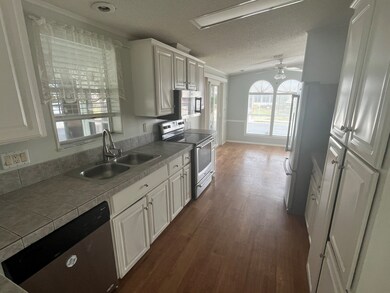 2707 88th St E, Palmetto, FL 34221 - photo 3