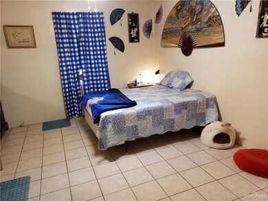 817 E Preston Ave, Pharr, TX 78577 - photo 6