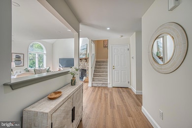 122 W Thomas Ct, Kennett Square, PA 19348 - photo 7