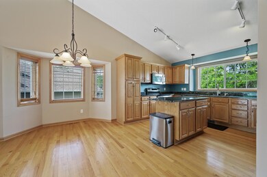 7901 Henry Ln, Circle Pines, MN 55014 - photo 7