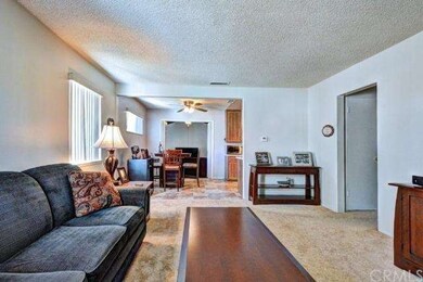 Spacious living room!