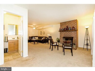 603 Coates Ln unit A5, King of Prussia, PA 19406 - photo 3