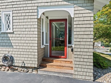 6 Iowa St, Worcester, MA 01602 - photo 3