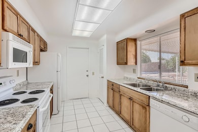 10702 W Pineaire Dr, Sun City, AZ 85351 - photo 7