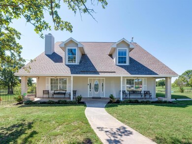 319 Campbell Ln, Springtown, TX 76082 - photo 2