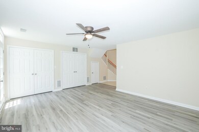 20581 Crestmont Terrace, Sterling, VA 20165 - photo 5