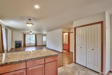 1525 E Gateway Heights Loop, Sedro Woolley, WA 98284 - photo 7