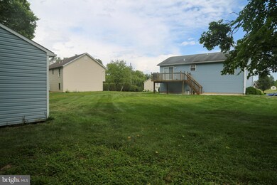 282 Wendover Dr, Bunker Hill, WV 25413 - photo 7
