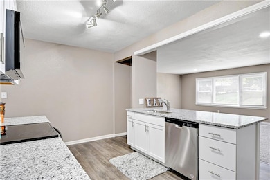 1201 W 25th St S, Independence, MO 64052 - photo 7