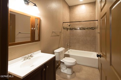 326 COATES DRIVE DUPLEX_WEB-4