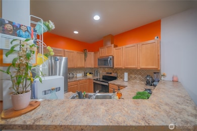 1409 51st Place NE, Auburn, WA 98002 - photo 6