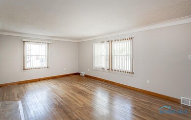 5528 302nd St, Toledo, OH 43611 - photo 5