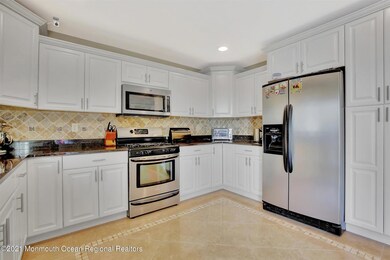 04-Kitchen