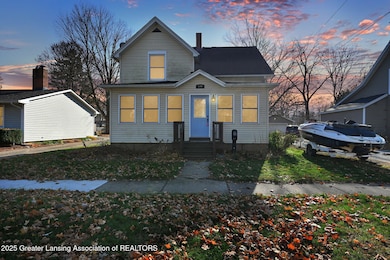 122 E Shaw St, Charlotte, MI 48813 - photo 2