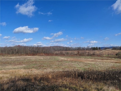 01 Christ's Ln, Unity  Township, PA 15650 - photo 3