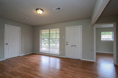 7218 Colton St, Houston, TX 77016 - photo 6